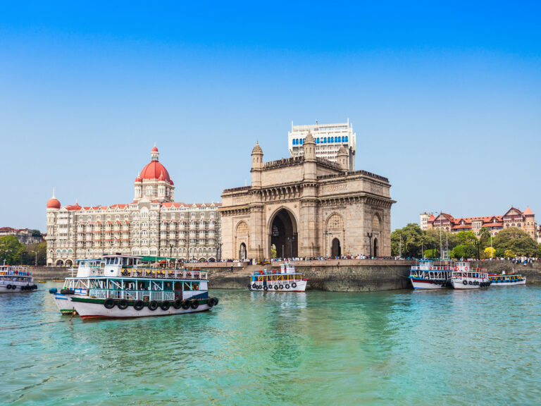 A Scenic Escape: Exploring the Mumbai to Nashik Route by Cabs